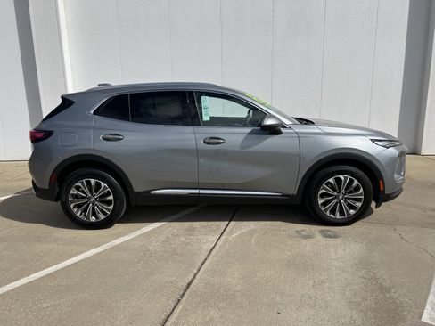 Used 2025 Buick Envision Preferred image 7