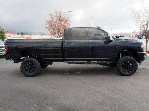 Used 2024 RAM 3500 Big Horn w/ Night Edition image 4