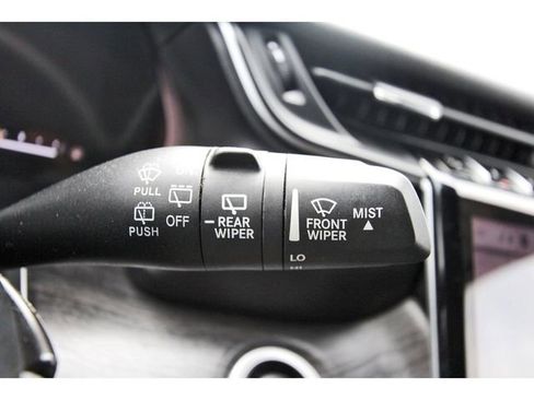 Used 2023 Jeep Grand Cherokee Limited RWD image 20