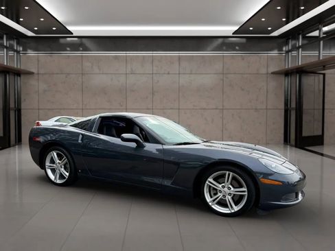 Used 2009 Chevrolet Corvette Coupe image 11