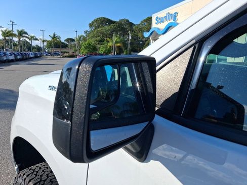 Used 2023 Chevrolet Silverado 1500 Custom RWD image 17