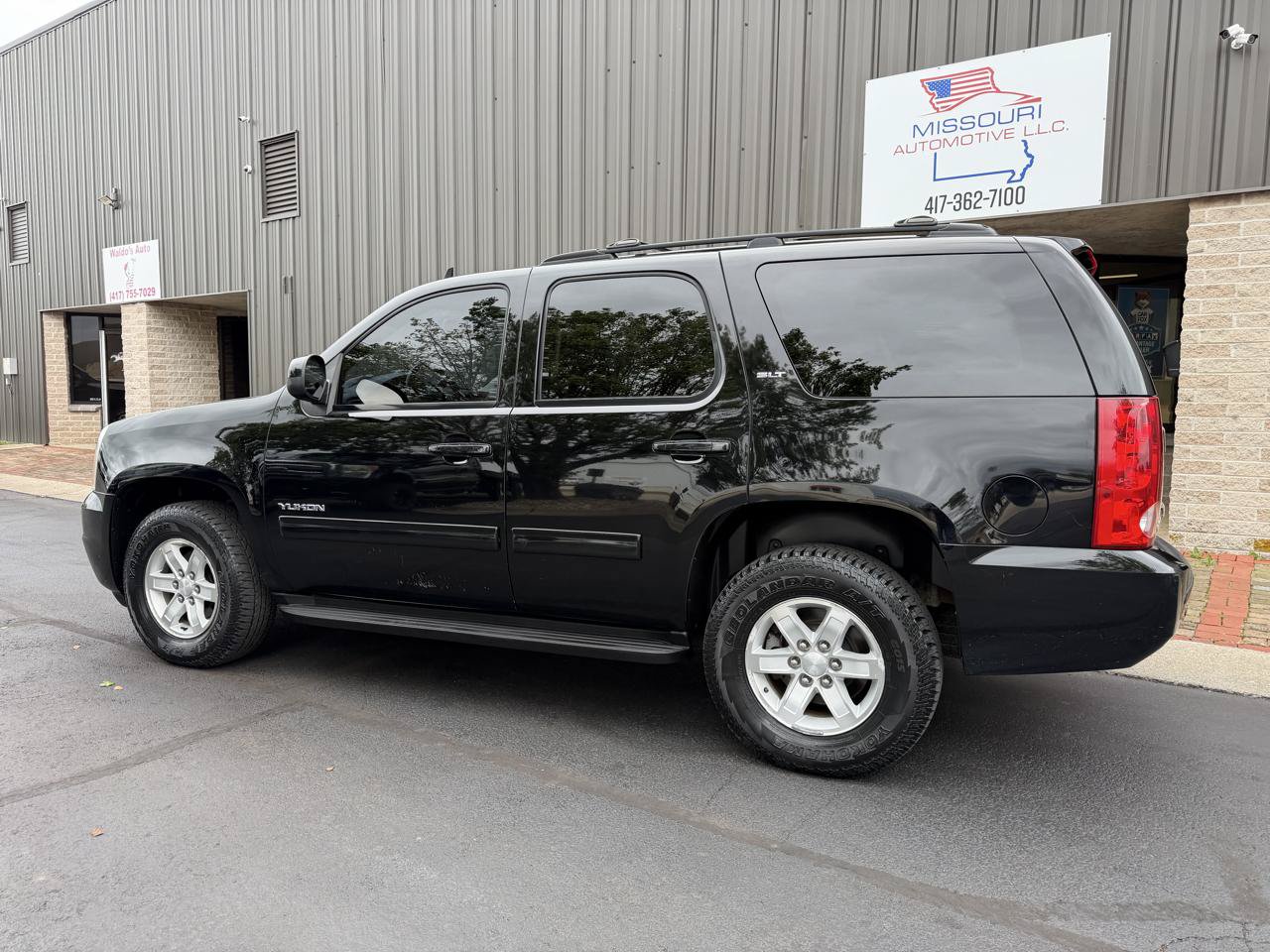 Used 2013 GMC Yukon SLT AWD/4WD image 4