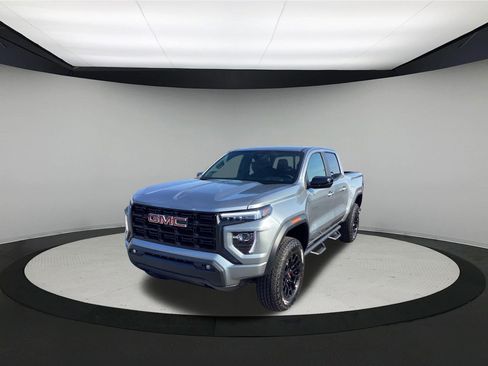 Used 2026 GMC Canyon Elevation w/ Convenience Package RWD image 4