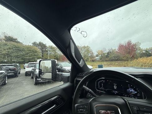 Certified 2025 GMC Sierra 2500 AT4 w/ AT4 Premium Plus Package image 15