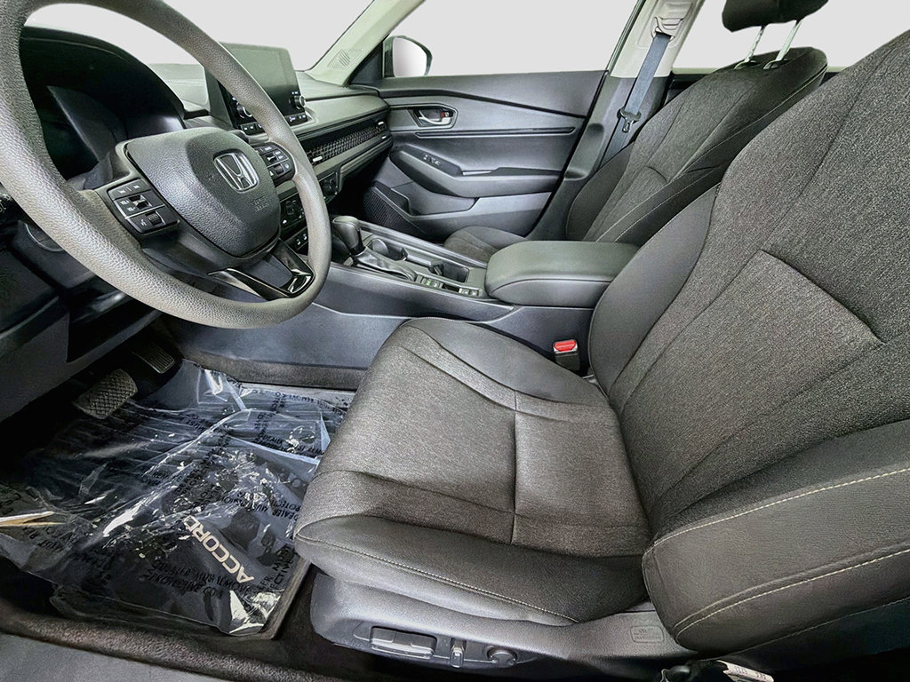 Used 2025 Honda Accord SE image 23