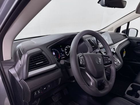 New 2026 Honda Odyssey EX-L image 9