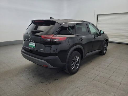 Used 2023 Nissan Rogue S image 9