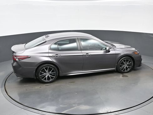 Used 2023 Toyota Camry SE FWD image 40