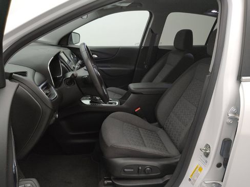 Used 2022 Chevrolet Equinox LT image 17
