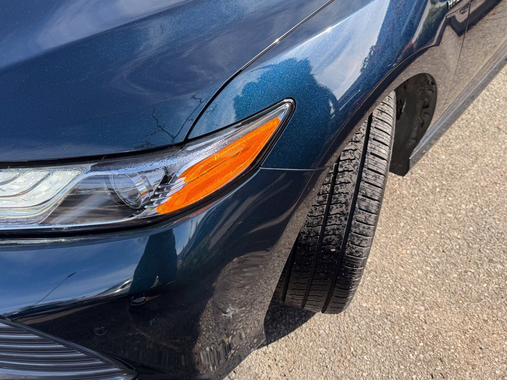 Used 2019 Toyota Camry XLE w/ Driver Assist Package FWD image 3