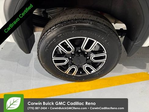 Certified 2020 GMC Sierra 2500 AT4 w/ AT4 Premium Package AWD/4WD image 44