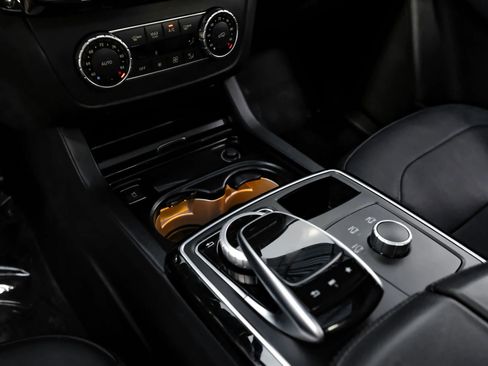 Used 2018 Mercedes-Benz GLE 350 GLE 350 Sport Utility 4D image 15