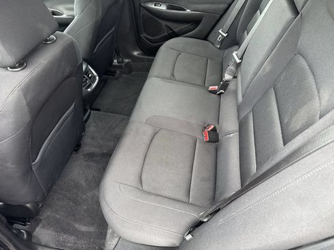 Used 2022 Chevrolet Malibu LT FWD image 14