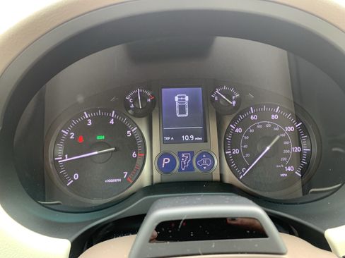 Used 2019 Lexus GX 460 Luxury AWD/4WD image 21