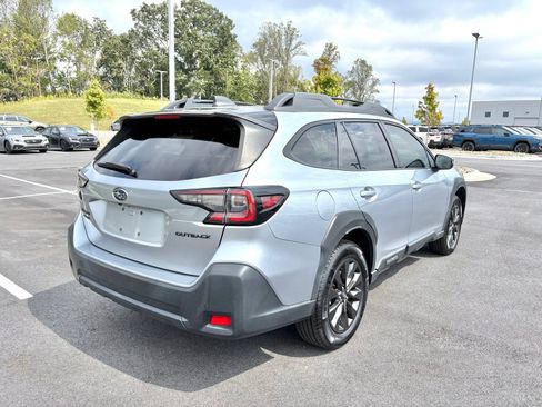 Used 2024 Subaru Outback Onyx Edition AWD/4WD image 7