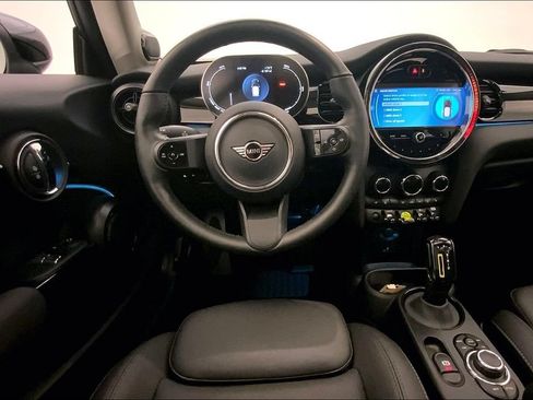 Certified 2024 MINI Cooper SE FWD image 4
