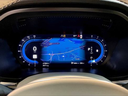 Certified 2023 Volvo XC60 B5 Plus w/ Climate Package image 24