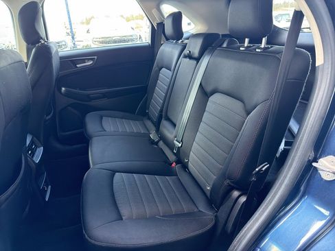 Used 2017 Ford Edge SE image 32