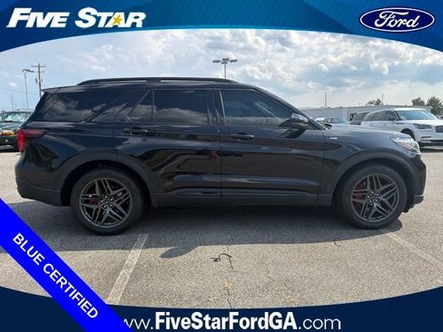 Used 2025 Ford Explorer ST-Line w/ Premium Package RWD image 2