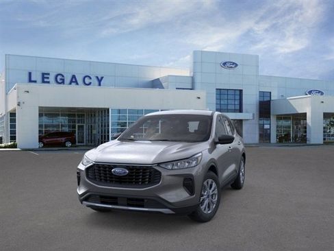 New 2026 Ford Escape Active image 2