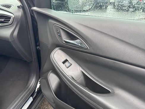 Used 2023 Buick Encore GX Preferred w/ Cold Weather Comfort Package image 16