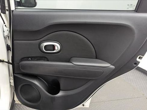 Used 2014 Kia Soul + w/ Eco Package FWD image 19