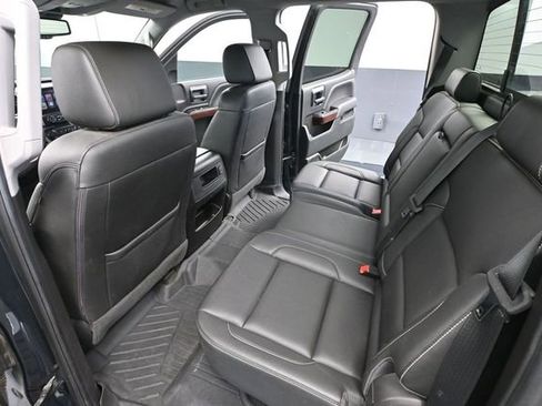 Used 2018 GMC Sierra 1500 SLT AWD/4WD image 42