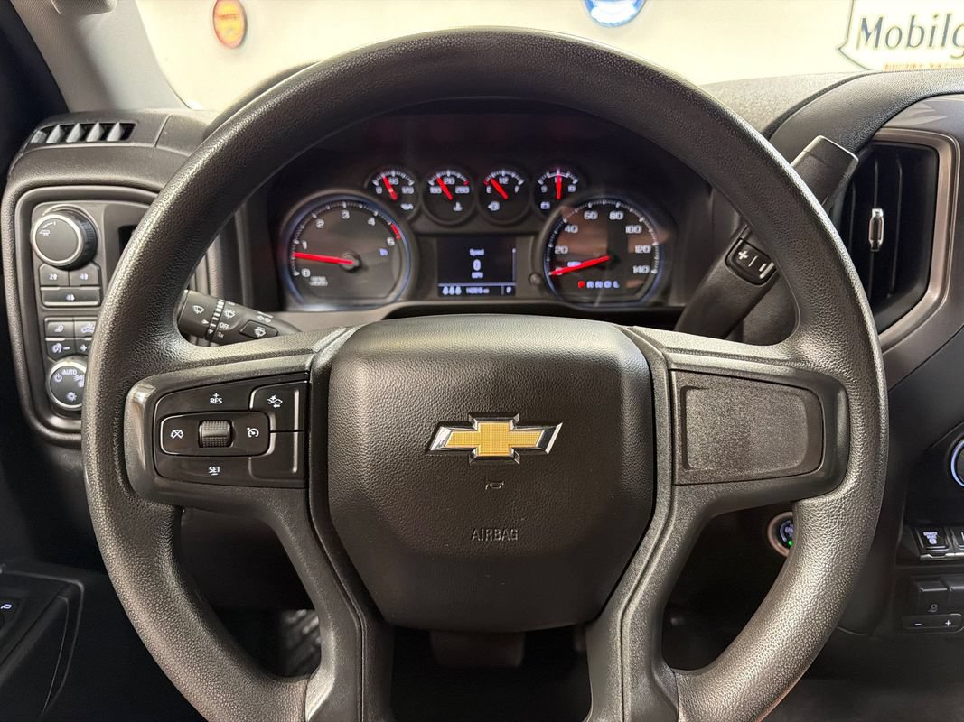 Used 2024 Chevrolet Silverado 2500 Custom w/ Custom Value Package AWD/4WD image 17
