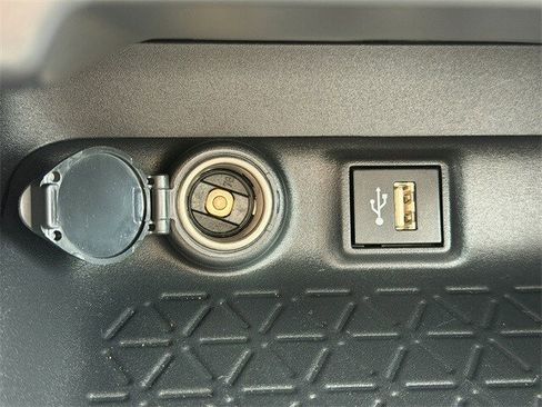 Certified 2025 Toyota RAV4 XLE image 21