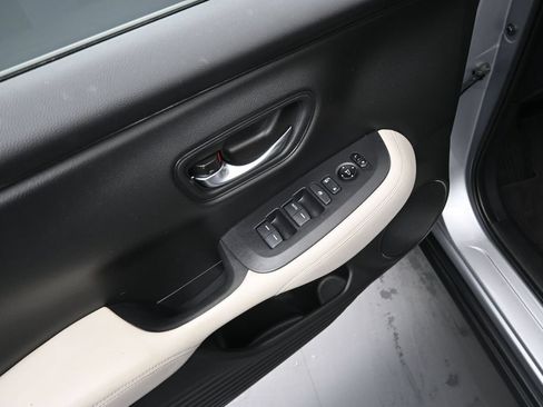 Used 2024 Honda HR-V LX image 26