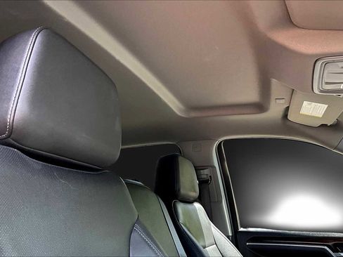 Used 2025 GMC Sierra 1500 SLT RWD image 14