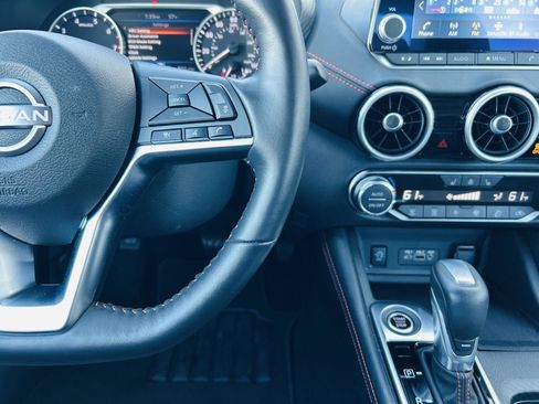 Used 2024 Nissan Sentra SR w/ SR Premium Package image 19