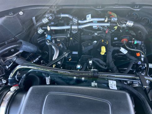 Used 2024 Ford Explorer XLT w/ Equipment Group 202A RWD image 22