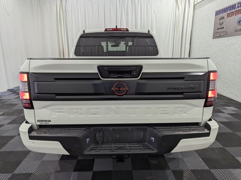 Used 2025 Nissan Frontier PRO-4X w/ Pro Convenience Package AWD/4WD image 10
