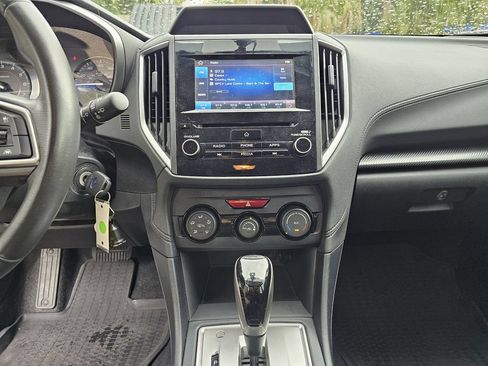 Used 2019 Subaru Crosstrek 2.0i Premium w/ Eyesight System AWD/4WD image 18