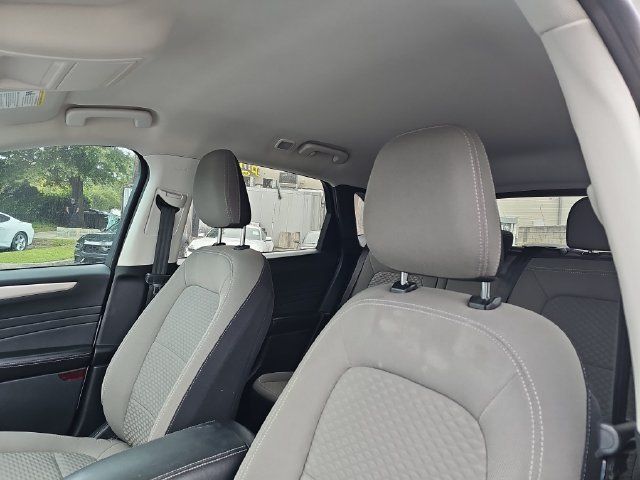 Used 2022 Ford Escape SE w/ SE Sport Appearance Package FWD image 15