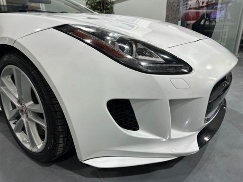 Used 2017 Jaguar F-TYPE S AWD/4WD image 19