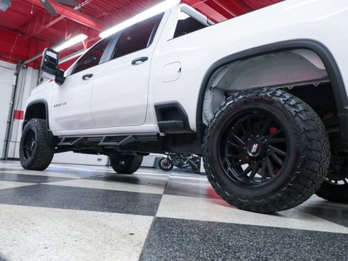 Used 2024 Chevrolet Silverado 2500 Custom w/ Custom Value Package image 41