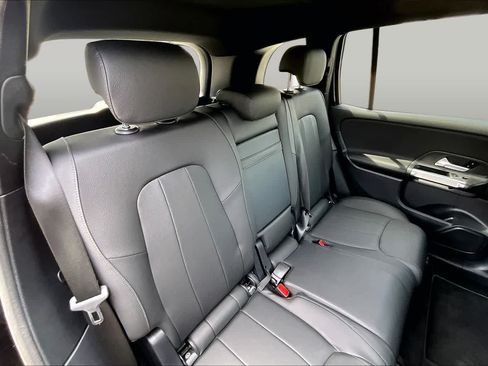 Certified 2025 Mercedes-Benz GLB 250 image 20