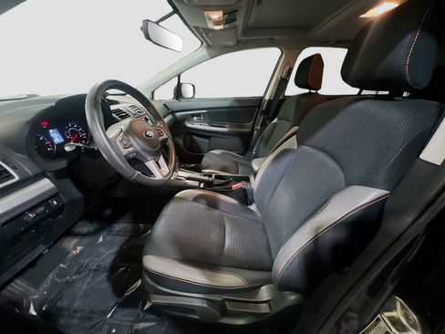 Used 2017 Subaru Crosstrek 2.0i Premium w/ Moonroof Package image 14