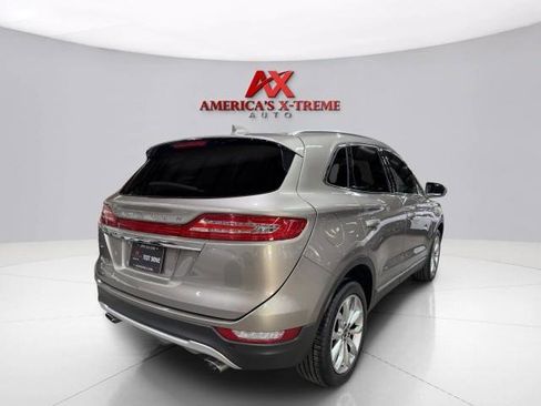 Used 2019 Lincoln MKC Select w/ Select Plus Package AWD/4WD image 7