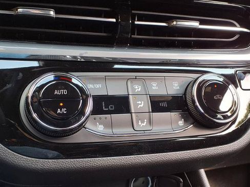 New 2026 Buick Envista Sport Touring w/ Convenience I Package FWD image 7