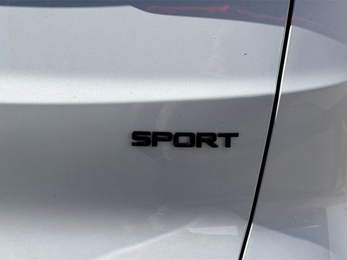 Used 2023 Honda CR-V Sport image 32