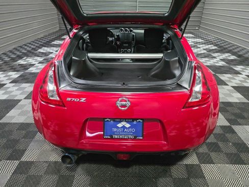 Used 2018 Nissan 370Z Touring 6-Speed Manual Coupe image 26