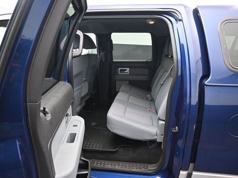 Used 2011 Ford F150 XLT w/ XLT Chrome Pkg image 33