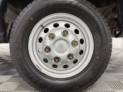 Used 2023 Ford Transit 250 Low Roof AWD image 24