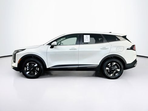 Used 2026 Kia Sportage LX AWD/4WD image 4