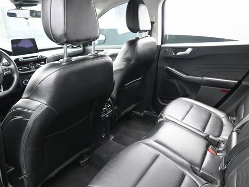 Used 2022 Ford Escape SEL w/ Technology Package image 30