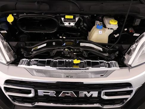 Used 2025 RAM ProMaster 2500 w/ U-Haul Equipment Group FWD image 31