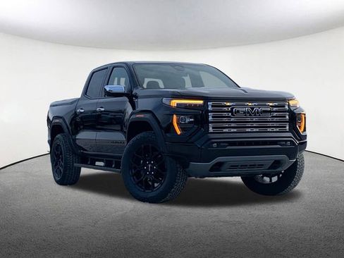 Certified 2024 GMC Canyon Denali w/ LPO, Denali Black Edition image 2